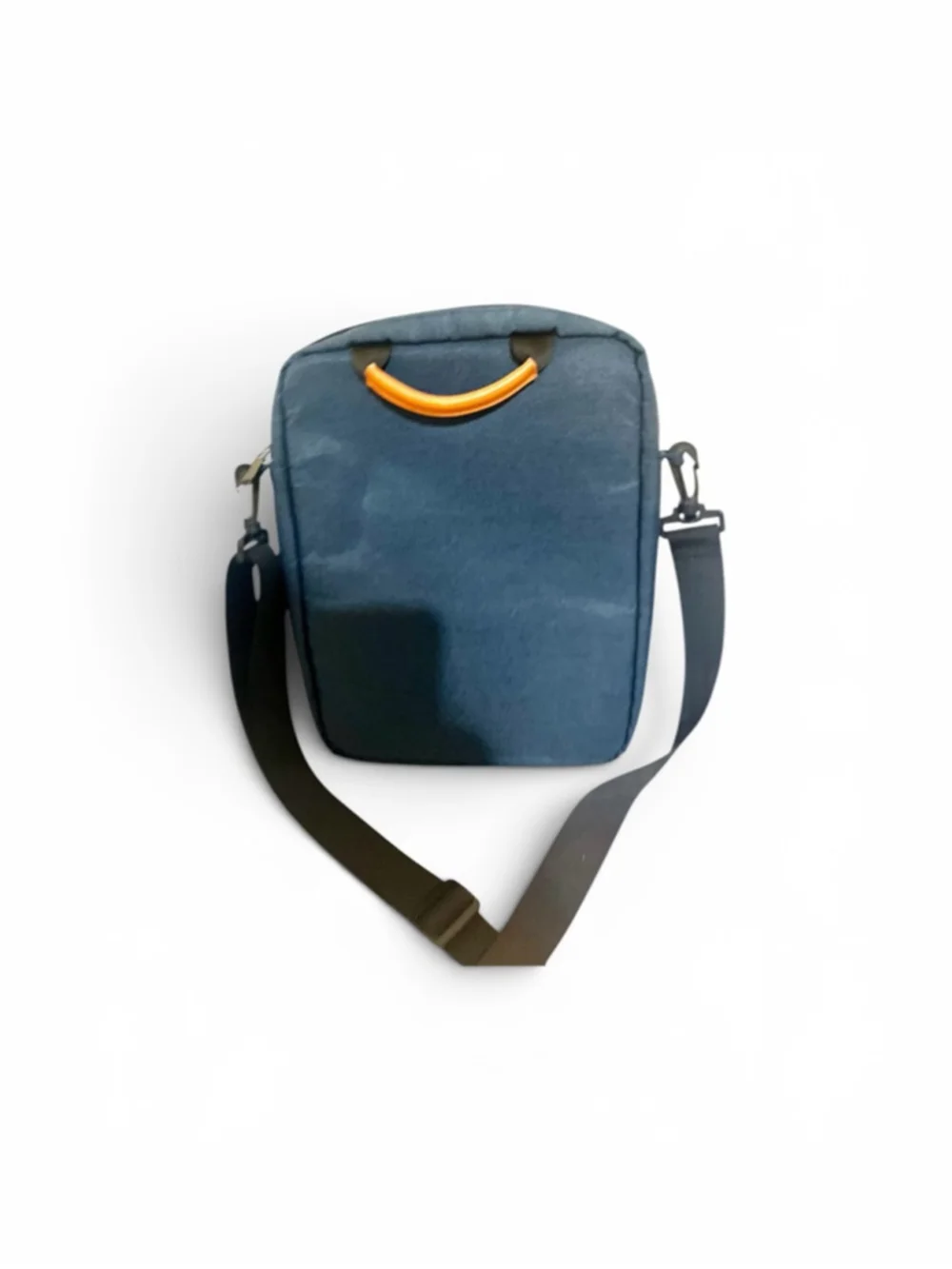 MoKo 9-11 Inch Tablet Sleeve Bag with a removable shoulder strap unisex